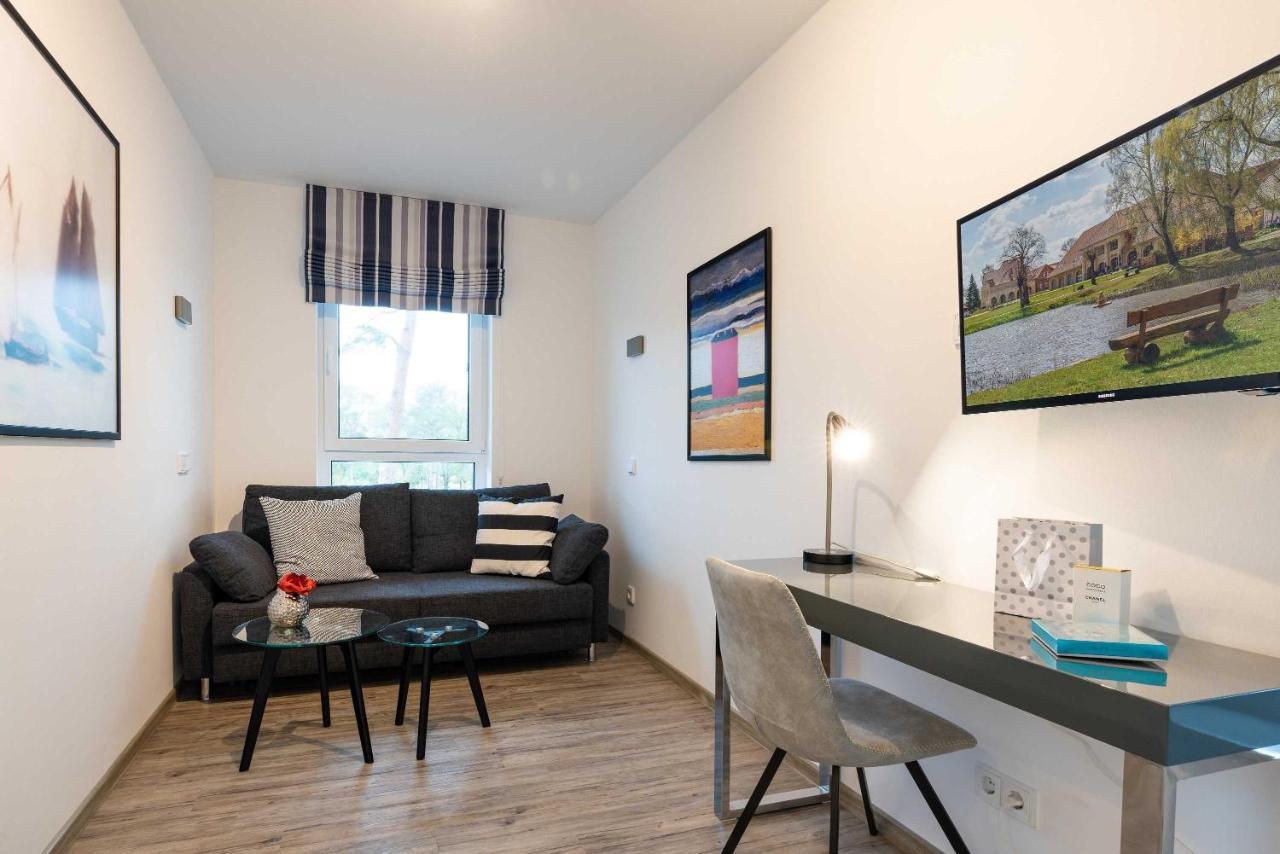 Appartement "Diamant" Mit Penthouseflair - Oase Am Haff Garz  Exterior foto