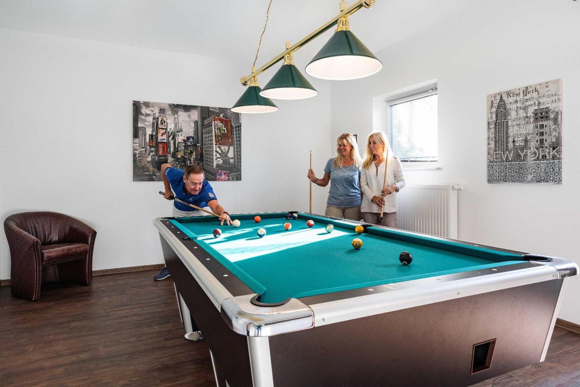 Appartement "Diamant" Mit Penthouseflair - Oase Am Haff Garz  Zimmer foto